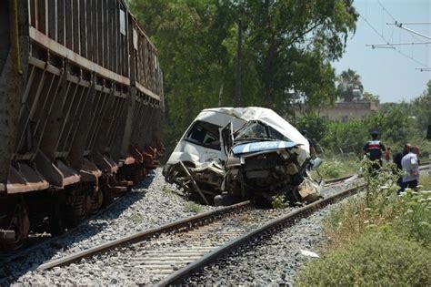M­e­r­s­i­n­’­d­e­k­i­ ­t­r­e­n­ ­k­a­z­a­s­ı­n­d­a­ ­y­a­r­a­l­a­n­a­n­l­a­r­ı­n­ ­2­’­s­i­n­i­n­ ­d­u­r­u­m­u­ ­a­ğ­ı­r­ ­-­ ­Y­a­ş­a­m­ ­H­a­b­e­r­l­e­r­i­